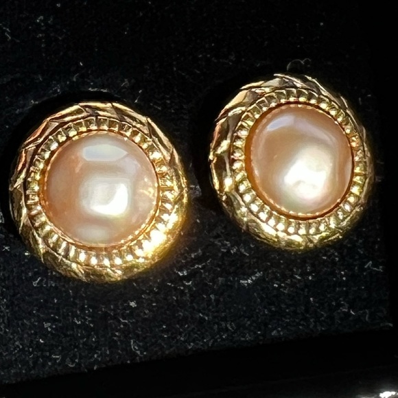 CHANEL 1980s 24K gold plated vintage clip-on earrings - Picture 14 of 14